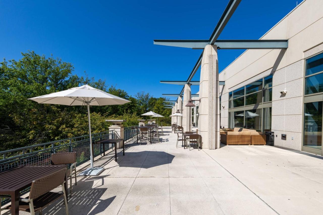 Hotel North Marriott & Conference Center 3*