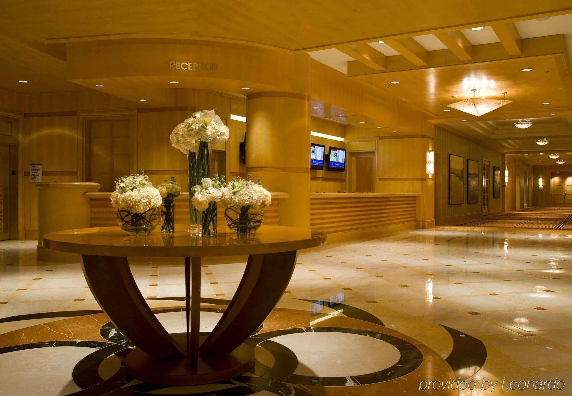 North Marriott & Conference Center 3*