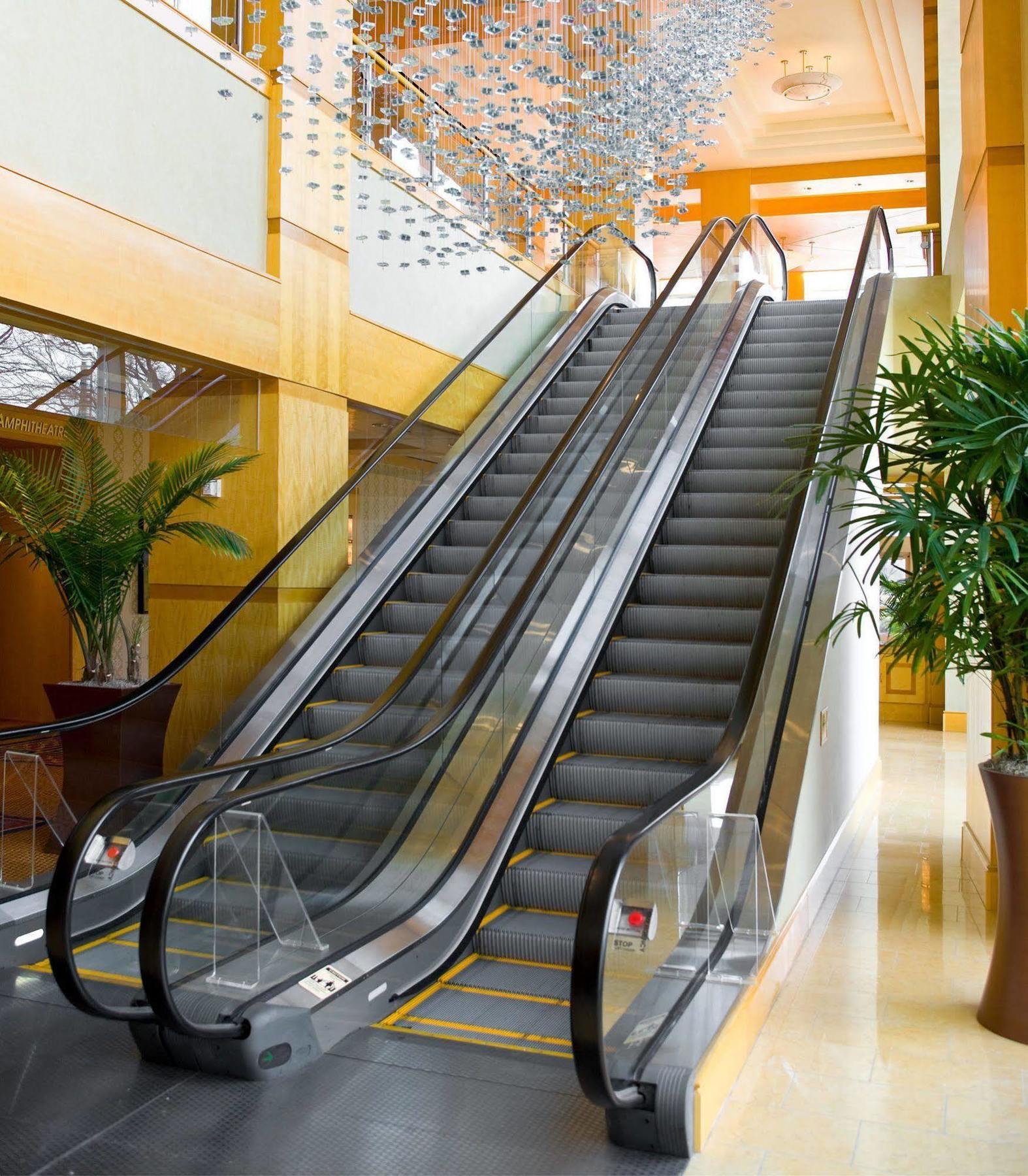 North Marriott & Conference Center Hotel