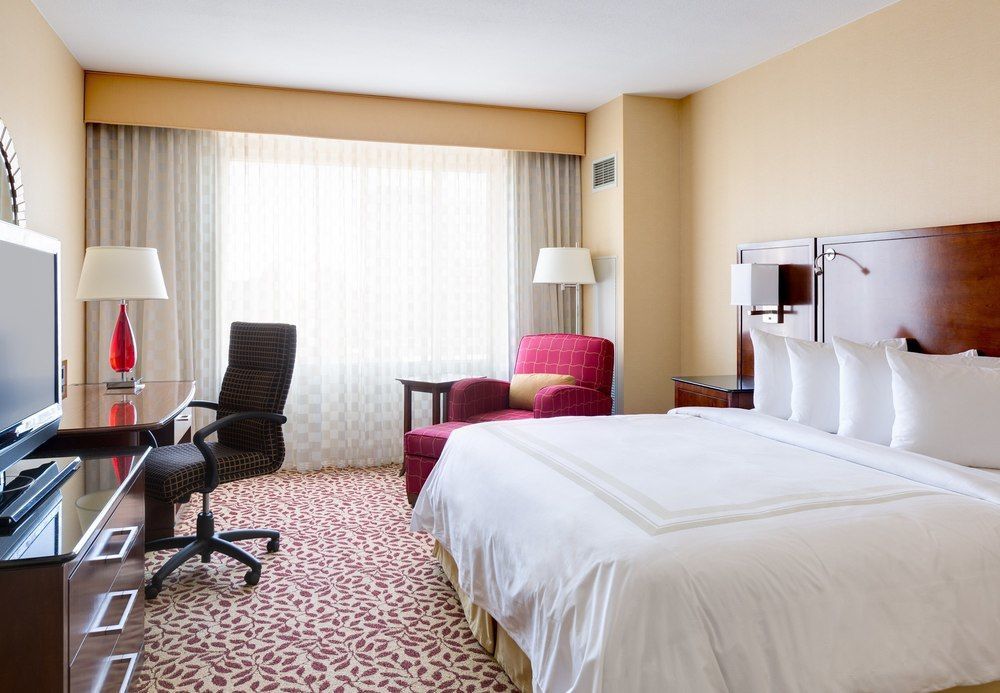 North Marriott & Conference Center Hotel 3*